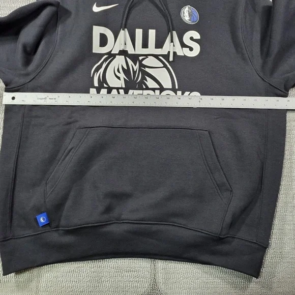 New Men's Nike Dallas Mavericks Courtside Club Pullover Hoodie Style FZ7689-010 - Picture 8 of 10